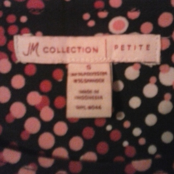 *JM COLLECTION PETITE BLACK/PINK PRINT SILKY TOP - Picture 3 of 4